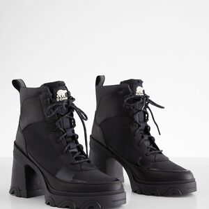 Sorel Women's Brex Heel Lace Boot  SZ 8